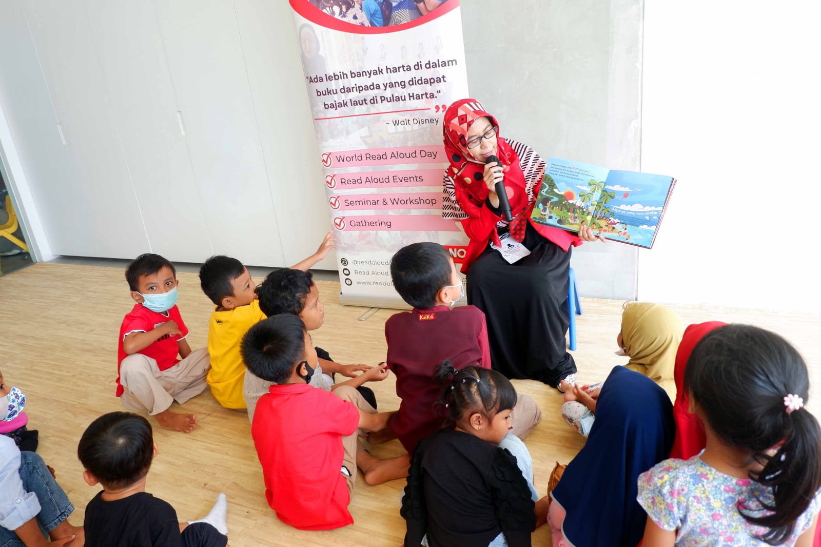 Merayakan Hari Anak Sedunia : Read Aloud & Aktivitas Bermain